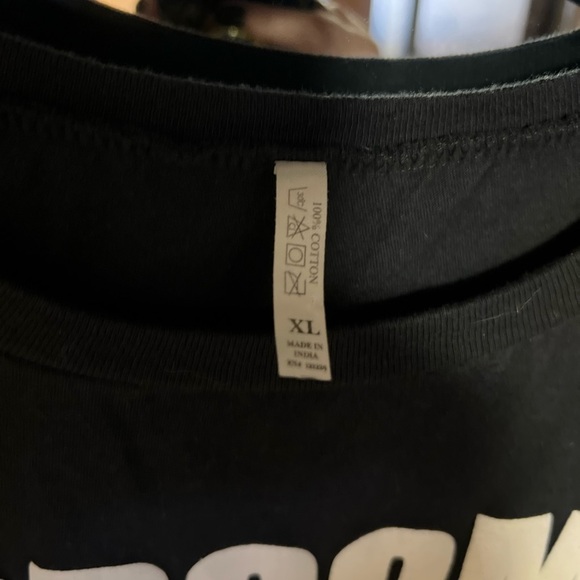 🔥3 for $25🔥 🖤🖤 NEW NEVER WORN MENS “GROOM” SLEEVELESS SHIRT SZ XL🖤🖤 - Picture 4 of 5